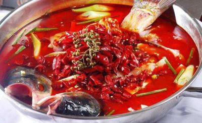 成都火鍋魚技術(shù)培訓班哪里正宗？學員動手操作