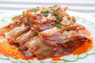 ?學(xué)涼菜小吃技術(shù)培訓(xùn)學(xué)校哪里好？當(dāng)天經(jīng)營(yíng)當(dāng)天見(jiàn)效